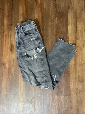 American Eagle Outfitters Distressed Jeans- 8 long